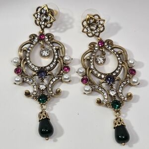 Elegant Gold and Green Dangle Earrings